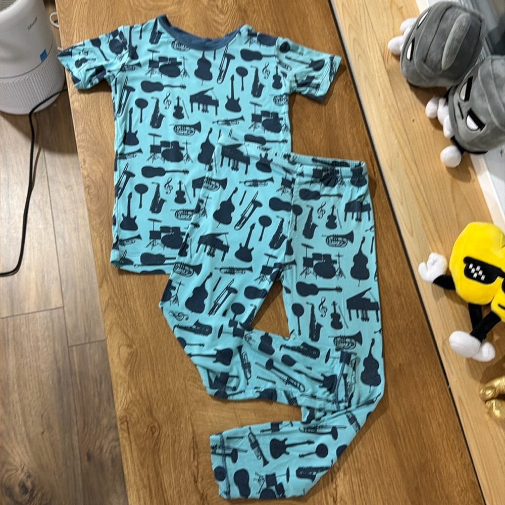 Kickee Bamboo Pajamas - Music